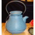 Traditional Painted Hot Sale Cast Iron Teapot with Cups Set